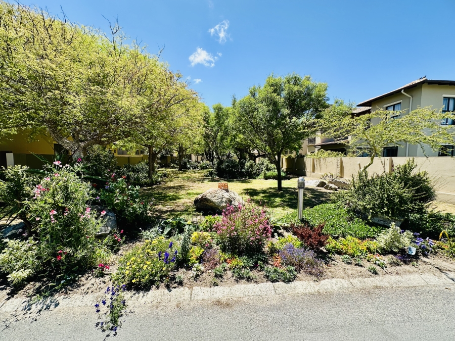 3 Bedroom Property for Sale in Sandbaai Western Cape